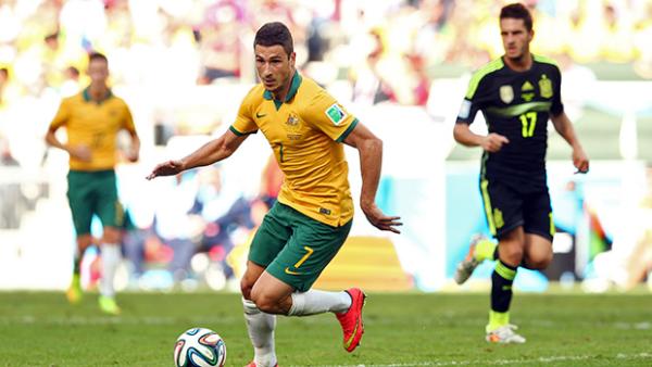 Mathew Leckie in action for the Socceroos against Spain at the World Cup.