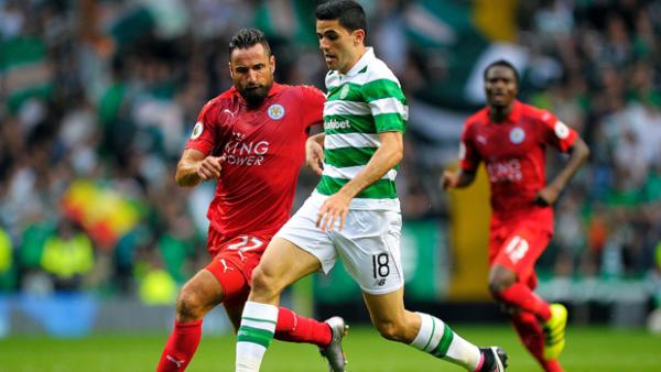 Tom Rogic on the ball for Celtic.