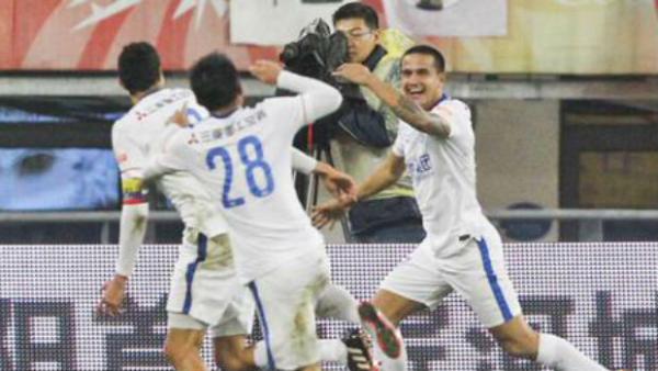 Tim Cahill celebrates a goal for Shanghai Shenhua in the CSL.