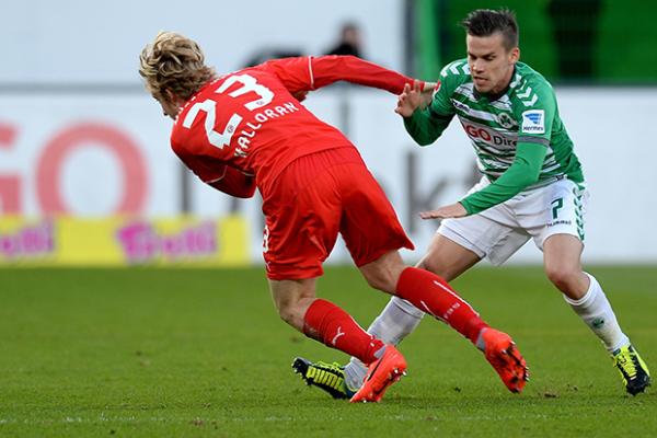 Halloran flying for Fortuna Dusseldorf