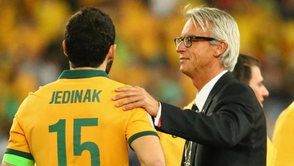 FFA CEO David Gallop with Caltex Socceroos captain Mile Jedinak.