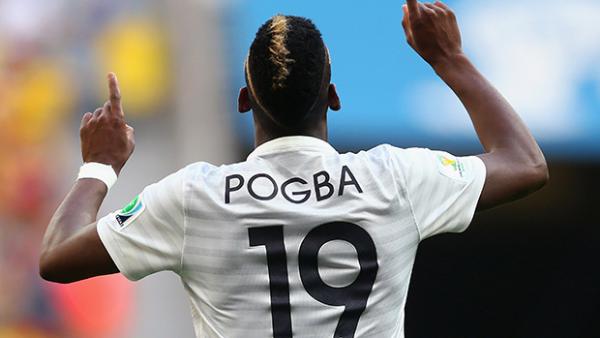 France's Juventus midfielder Paul Pogba celebrates scoring against Nigeria.