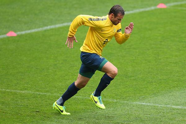 Lucas inks short-term deal with Rovers