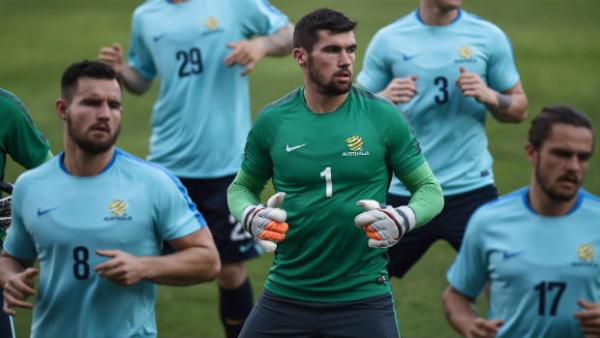 Mat Ryan on the training ground with the Caltex Socceroos.