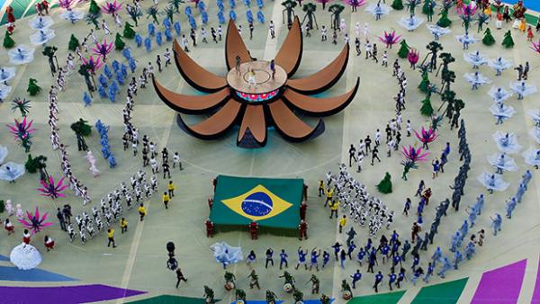 The 2014 FIFA World Cup got off to a glitzy start in Sao Paulo, Brazil.