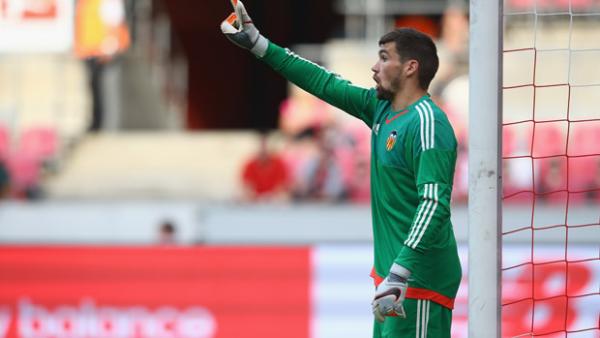 Mat Ryan kept a clean sheet in Valencia's 4-0 thrashing of Granada in the Copa del Rey.