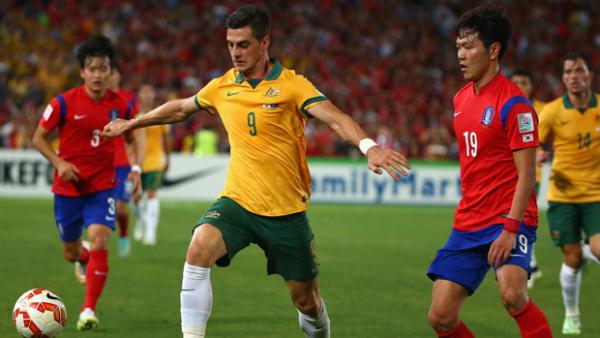 Tomi Juric has signed with Swiss club FC Luzern.