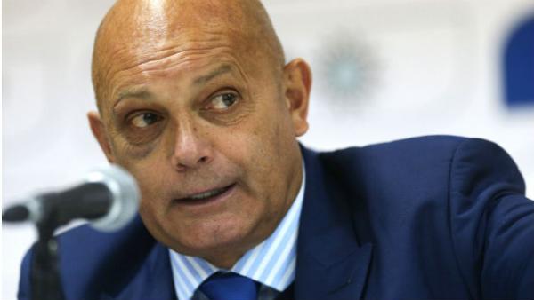 Jordan coach Ray Wilkins addresses media at the Asian Cup.
