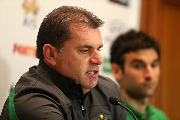 Socceroos coach Ange Postecoglou has named Mile Jedinak as Australia's captain for the FIFA World Cup.