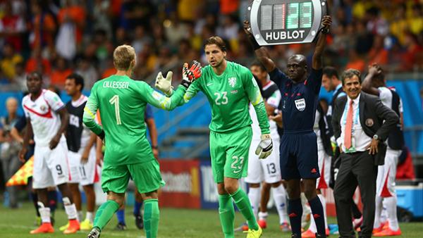 Netherland's penalty-goal hero Tim Krul replaces goalkeeper Jasper Cillessen in extra-time against Costa Rica.