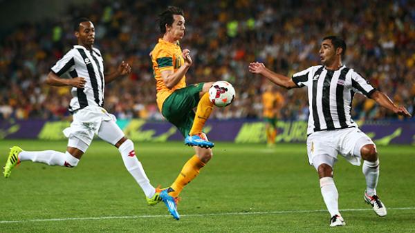 Robbie Kruse evades the Costa Rica defence in last year's friendly.