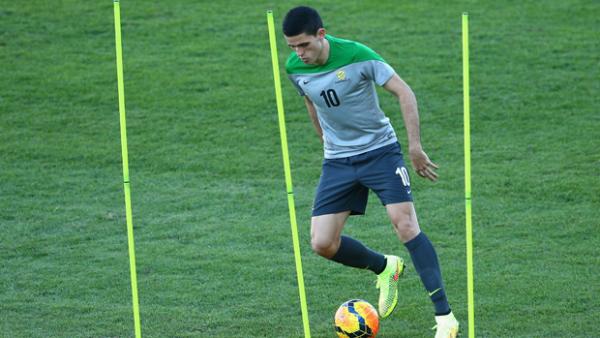 Rogic is back training with Celtic after undergoing surgery.