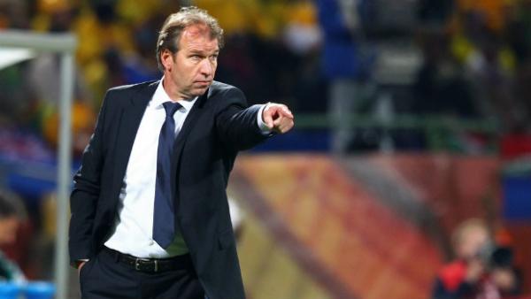 Former Socceroos coach Pim Verbeek takes charge at the 2010 FIFA World Cup.